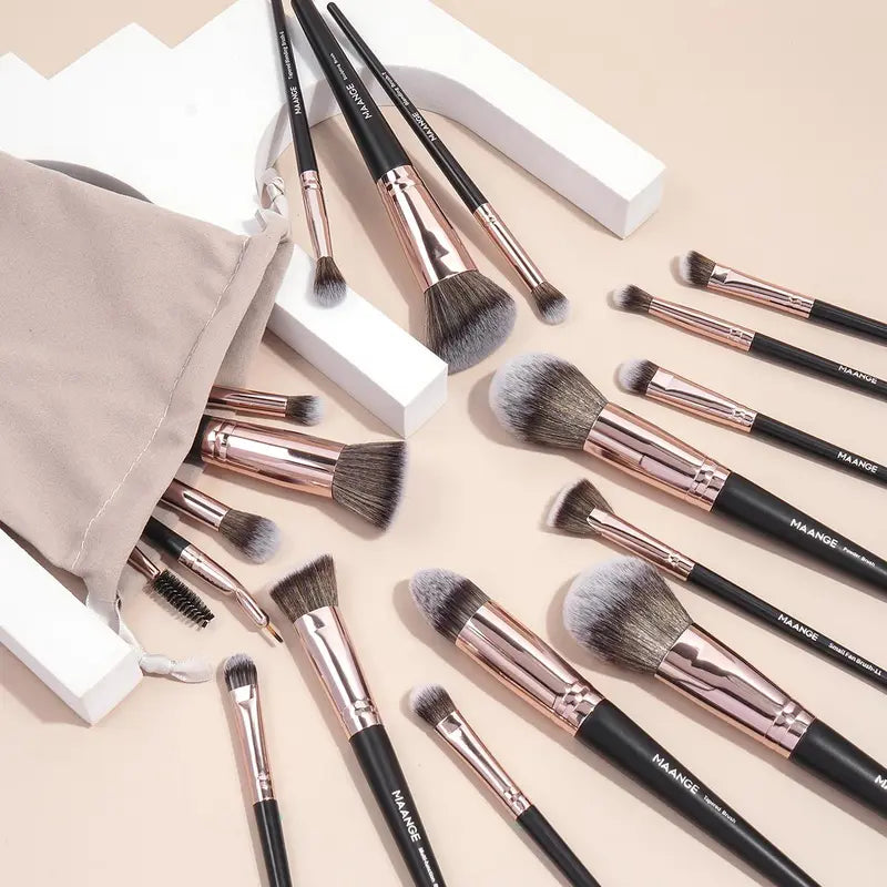 Flawless Artistry. In One Professional Set