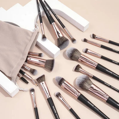 Flawless Artistry. In One Professional Set